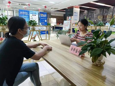 苏州园区滨江苑社区普法为民暖人心，法律服务到家门